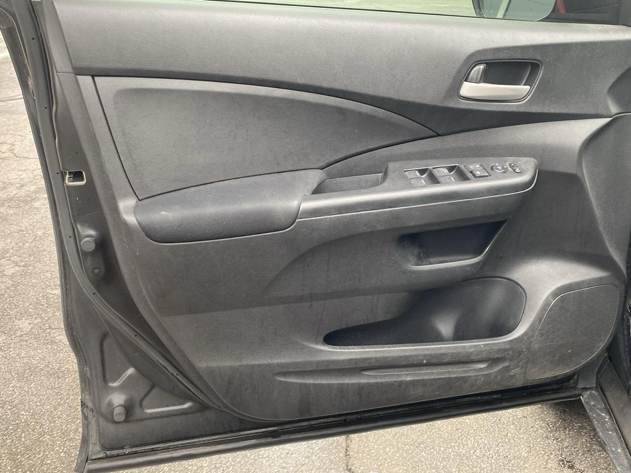 Honda CR-V LX 4WD 5-Speed AT 2012