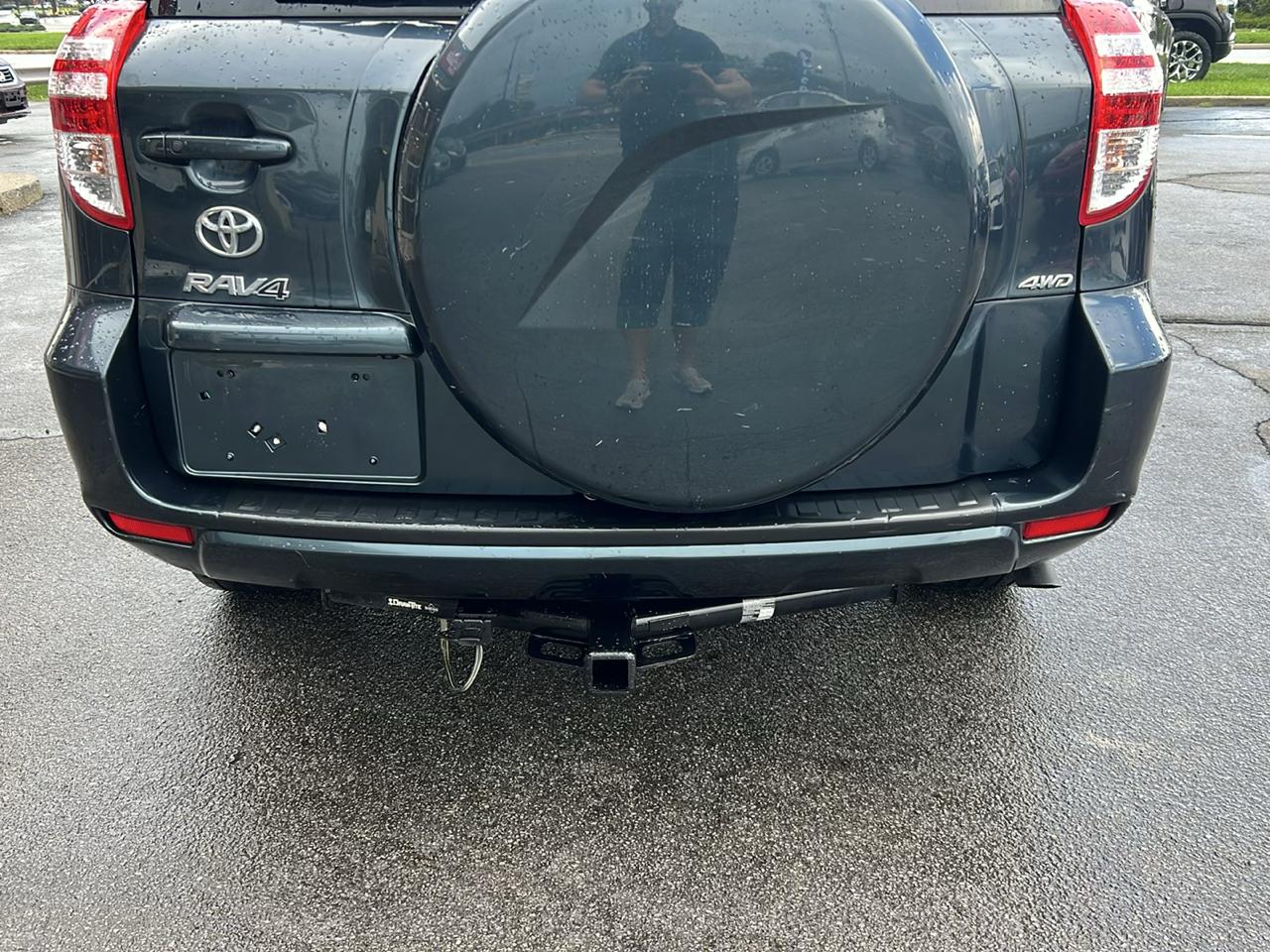 Toyota RAV4 Limited V6 4WD 2012