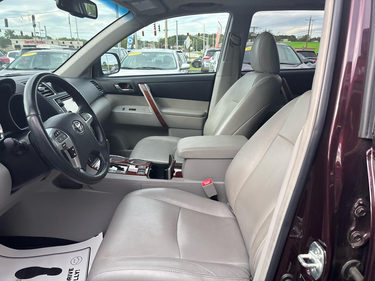 Toyota Highlander Limited 4WD 2013
