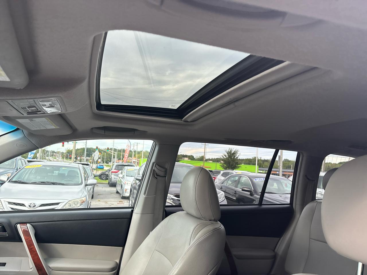 Toyota Highlander Limited 4WD 2013