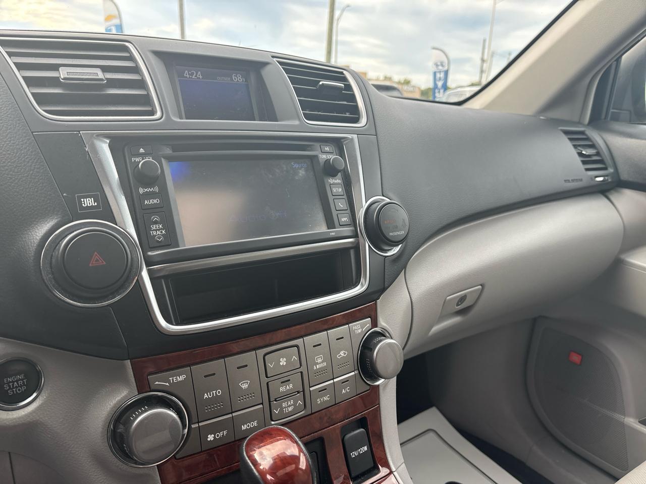 Toyota Highlander Limited 4WD 2013