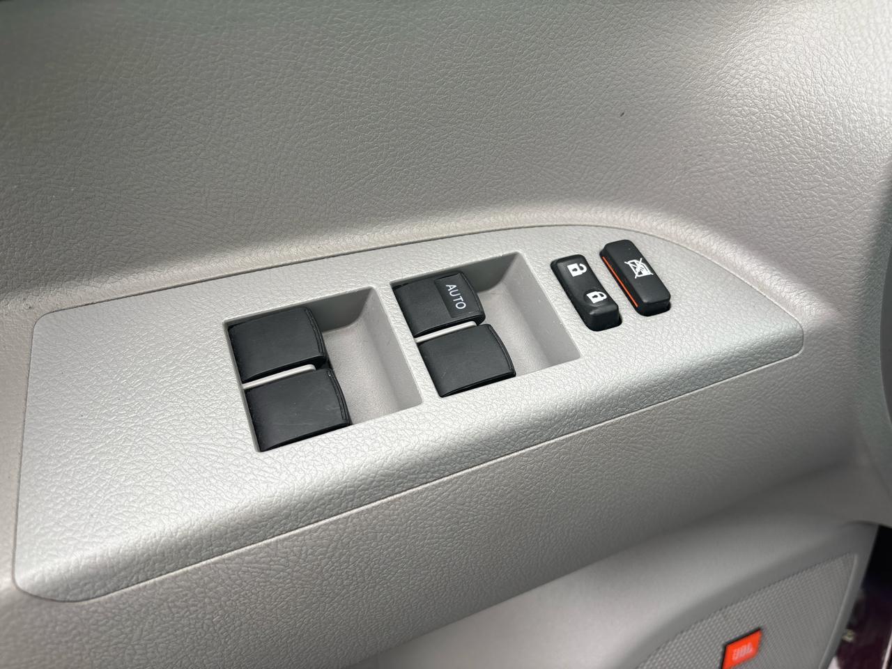 Toyota Highlander Limited 4WD 2013