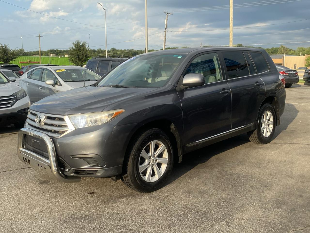 Toyota Highlander Base 4WD 2012