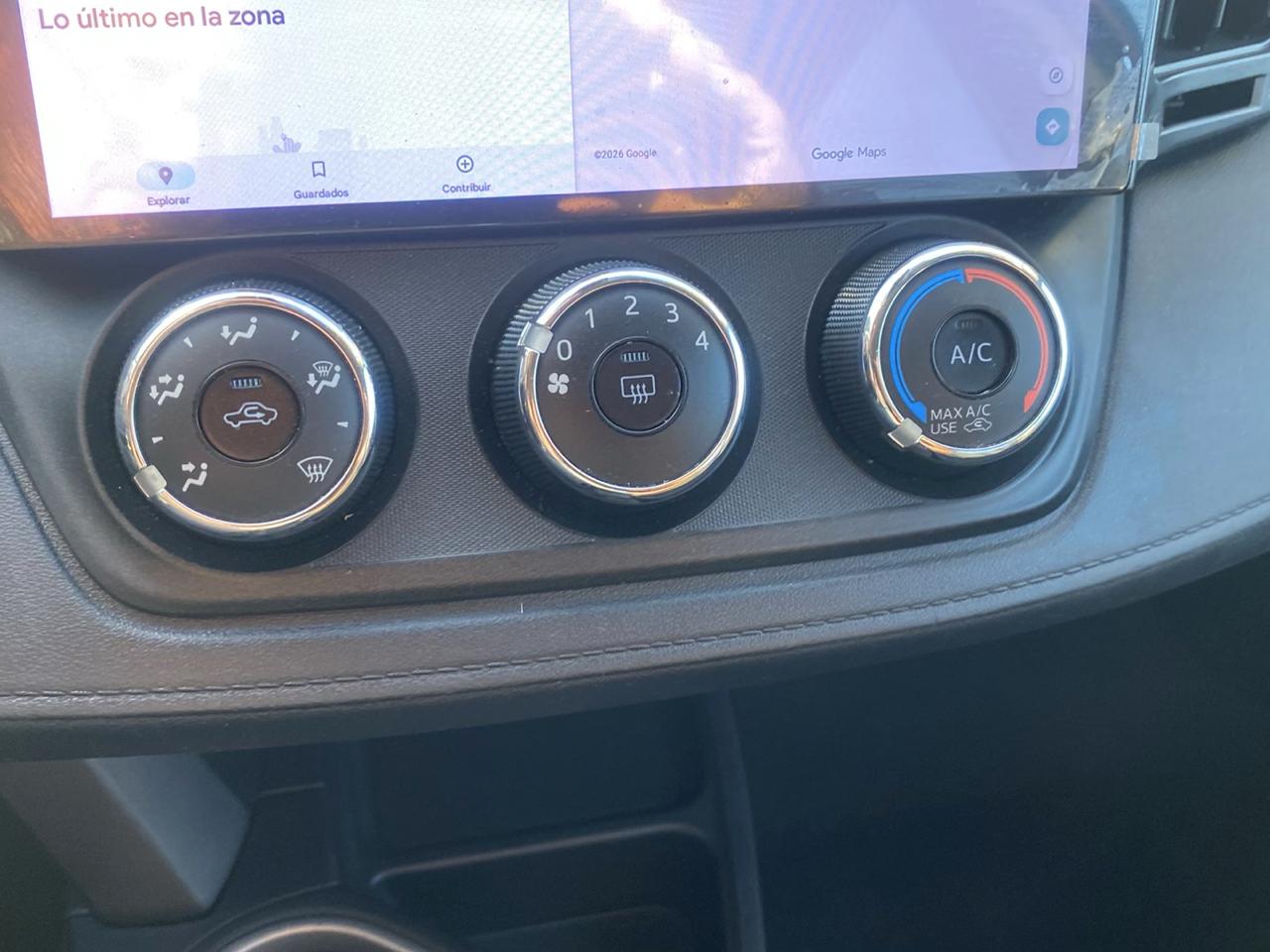 Toyota RAV4 LE FWD 2018