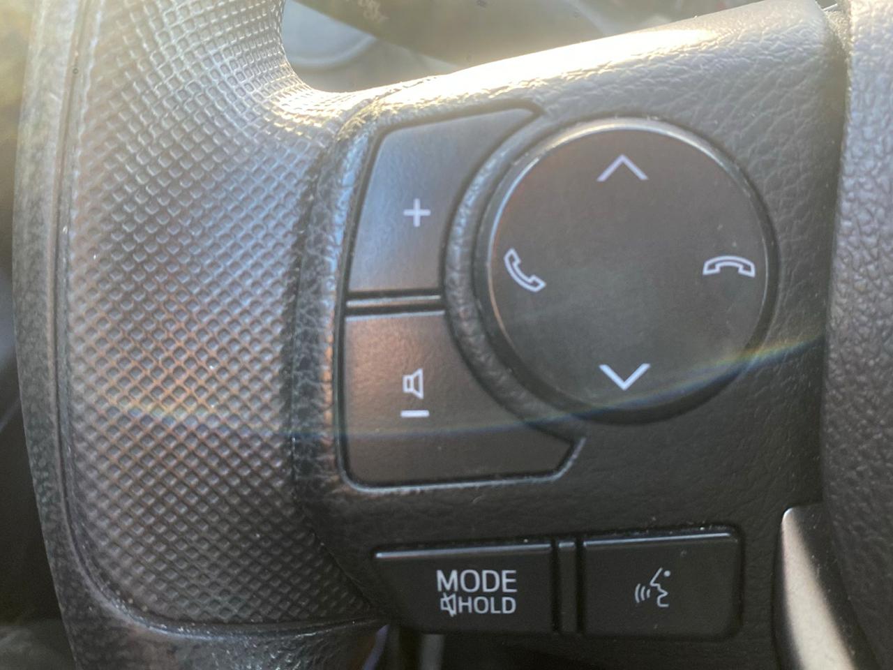Toyota RAV4 LE FWD 2018