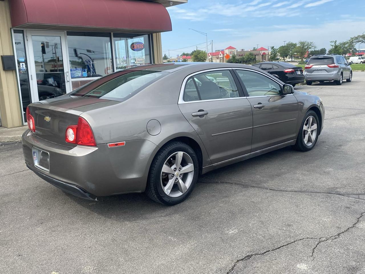 Chevrolet Malibu 1LT 2011