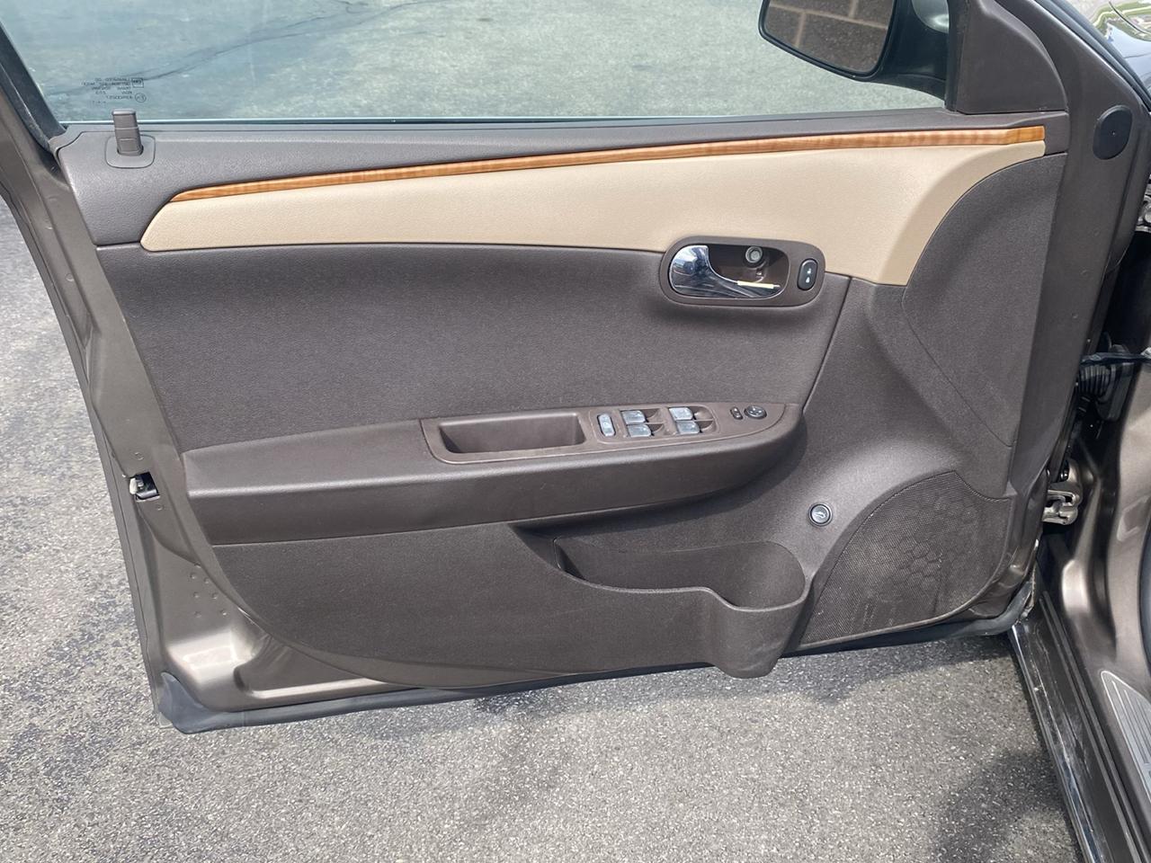 Chevrolet Malibu 1LT 2011