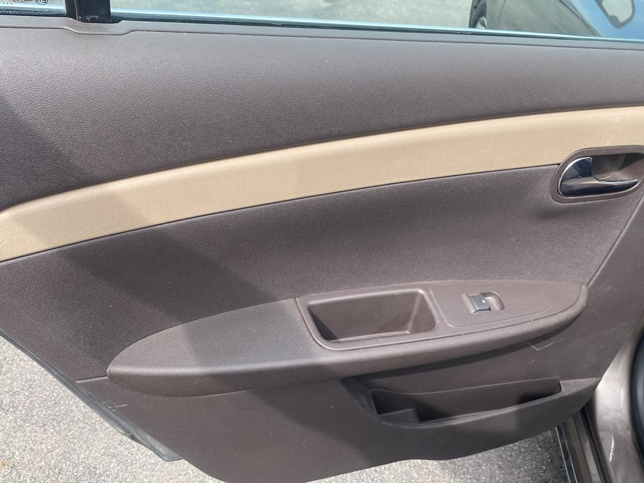 Chevrolet Malibu 1LT 2011