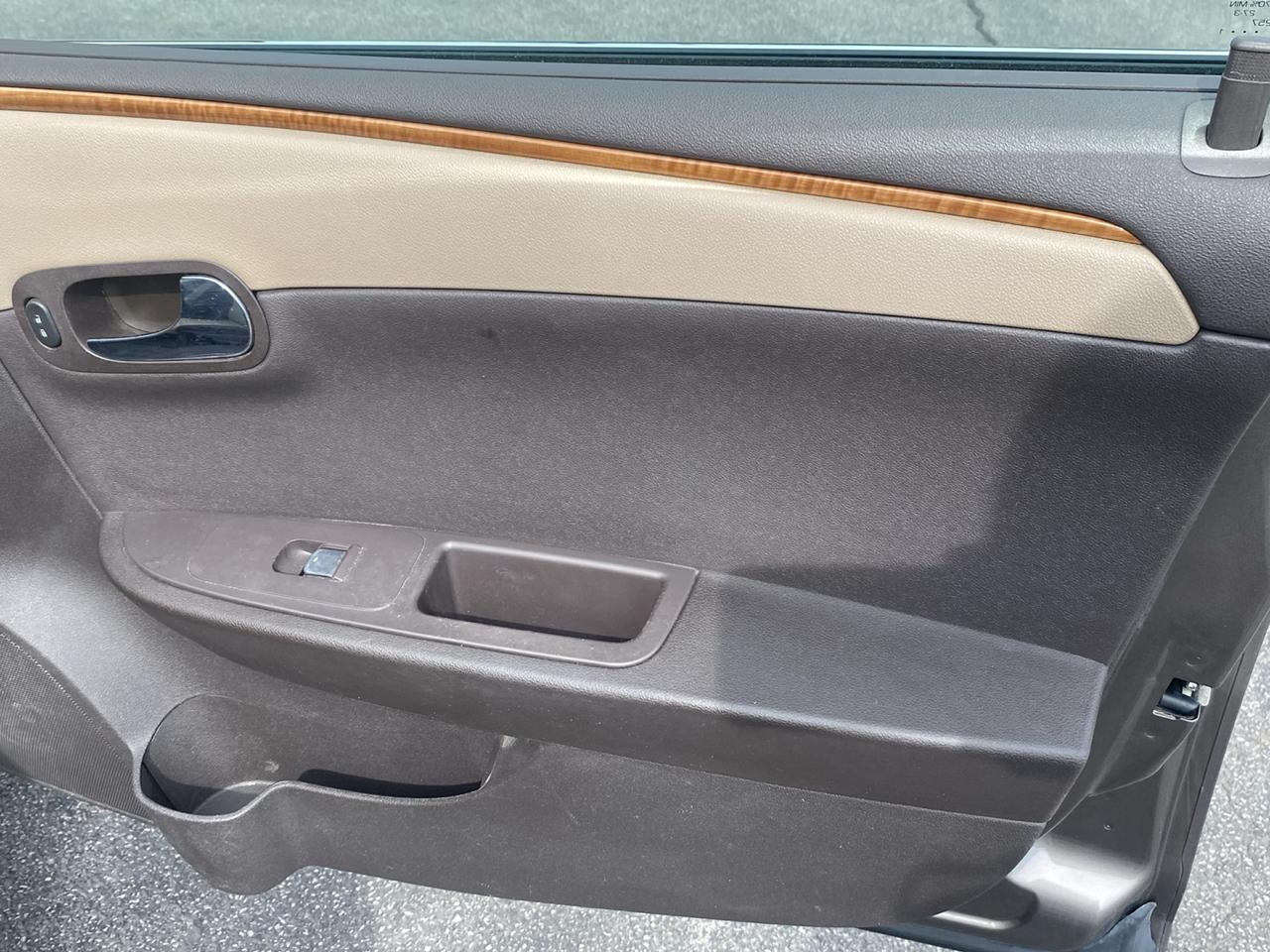 Chevrolet Malibu 1LT 2011