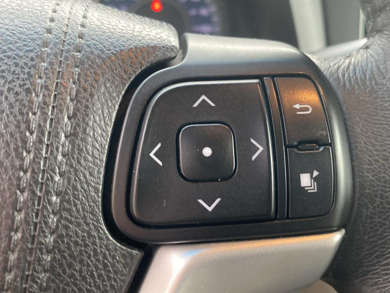 Toyota Sienna Limited Premium 7-Passenger 2017