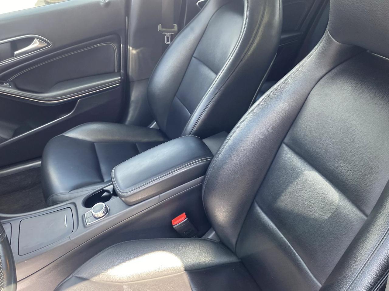 Mercedes-Benz CLA-Class CLA250 4MATIC 2014