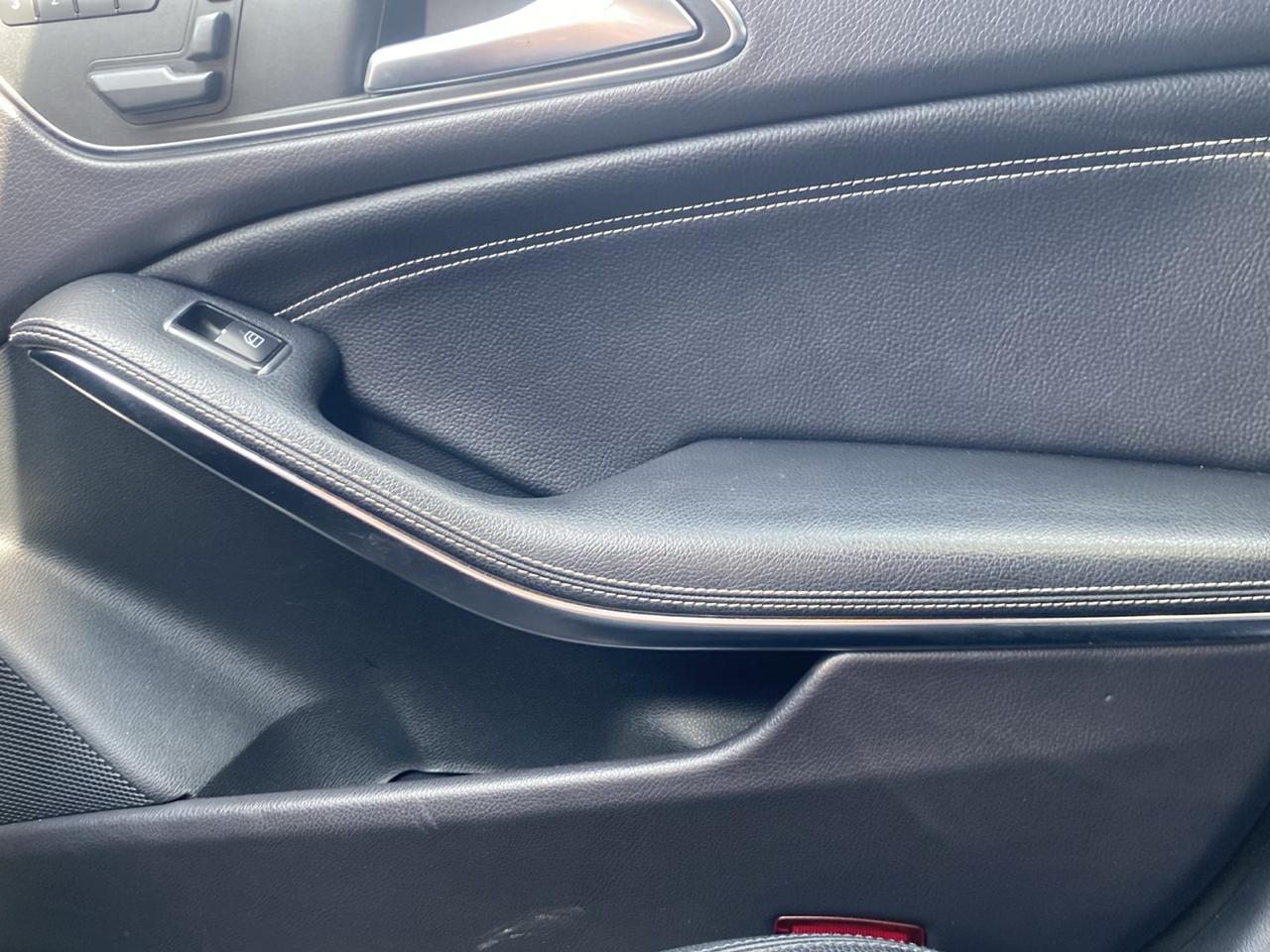 Mercedes-Benz CLA-Class CLA250 4MATIC 2014