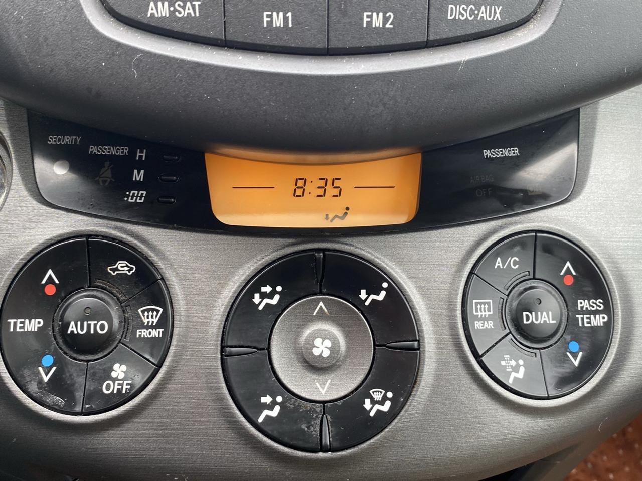 Toyota RAV4 Limited V6 4WD 2011