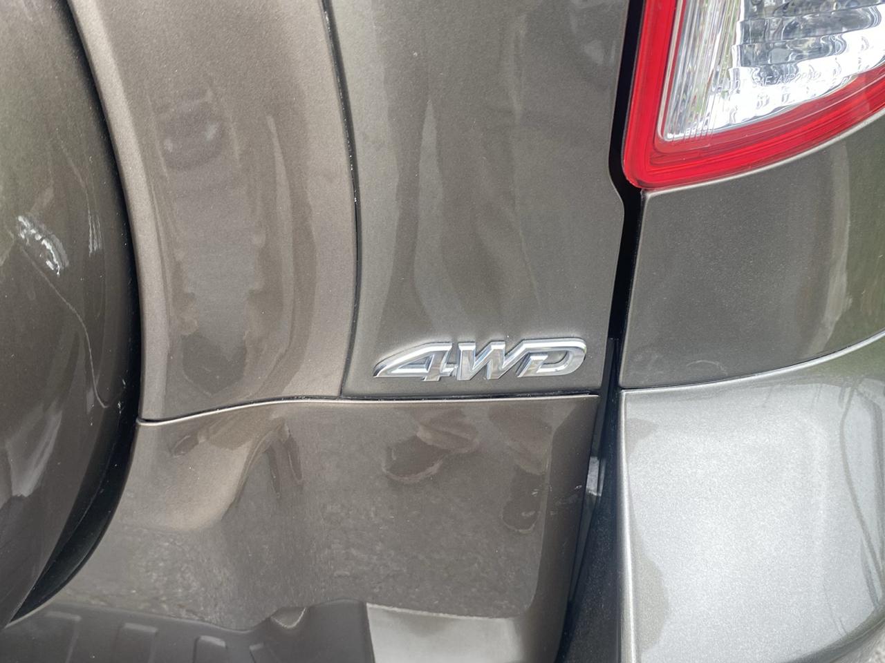Toyota RAV4 Limited V6 4WD 2011