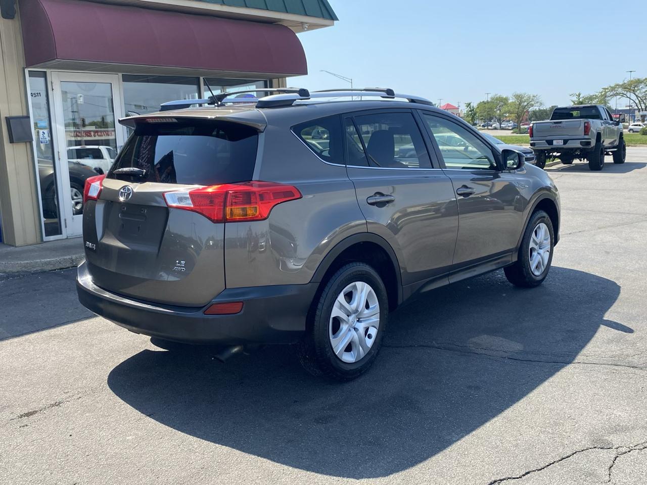 Toyota RAV4 LE AWD 2014