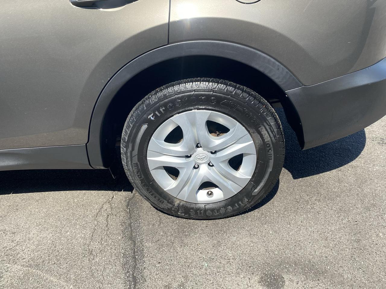 Toyota RAV4 LE AWD 2014