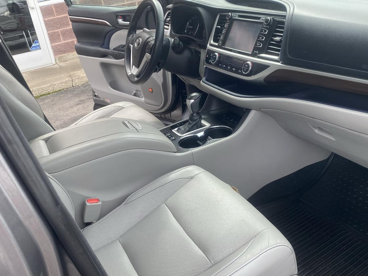 Toyota Highlander AWD 4dr V6 Limited (Natl) 2014