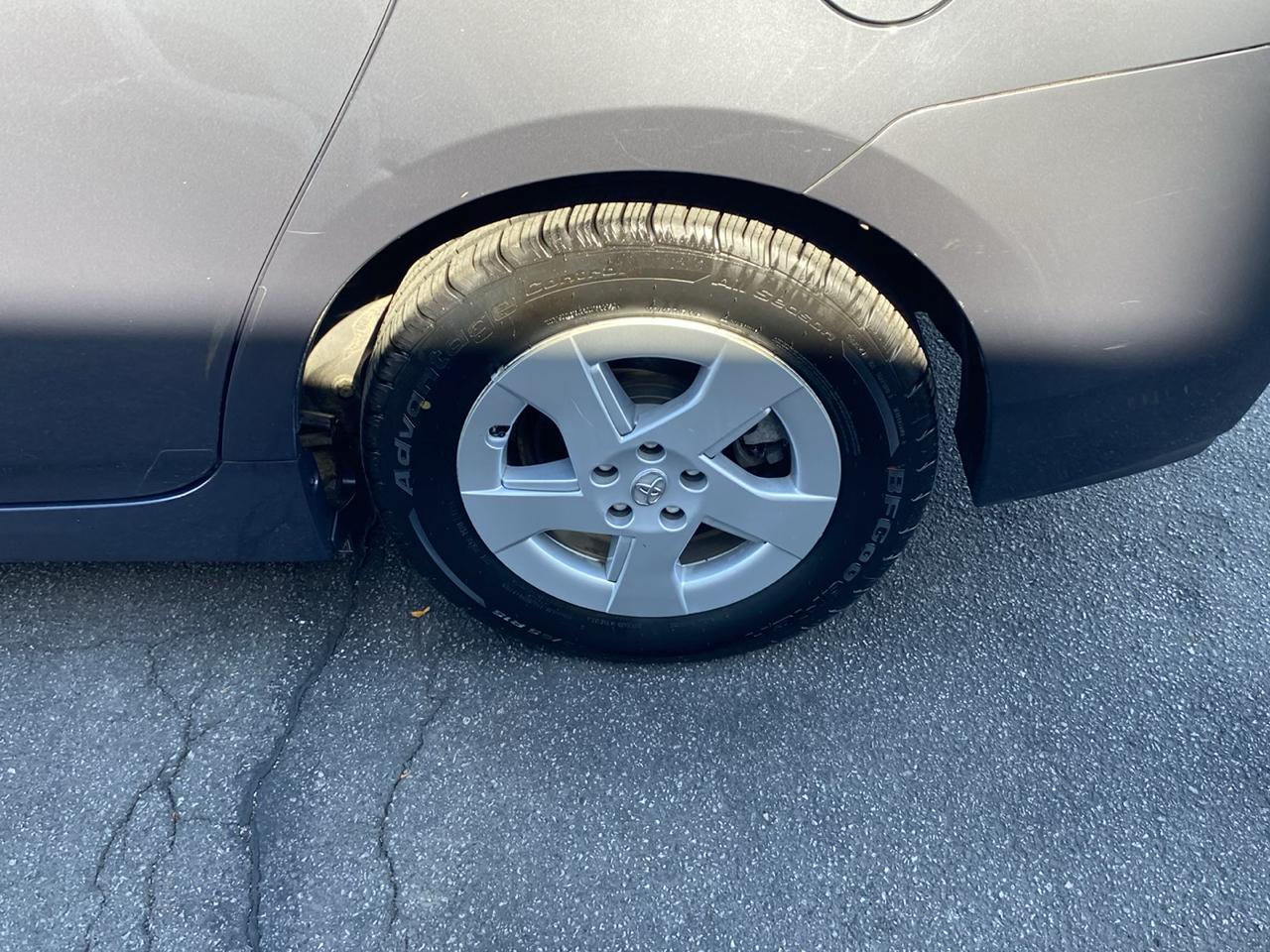 Toyota Prius 5dr HB III (Natl) 2010