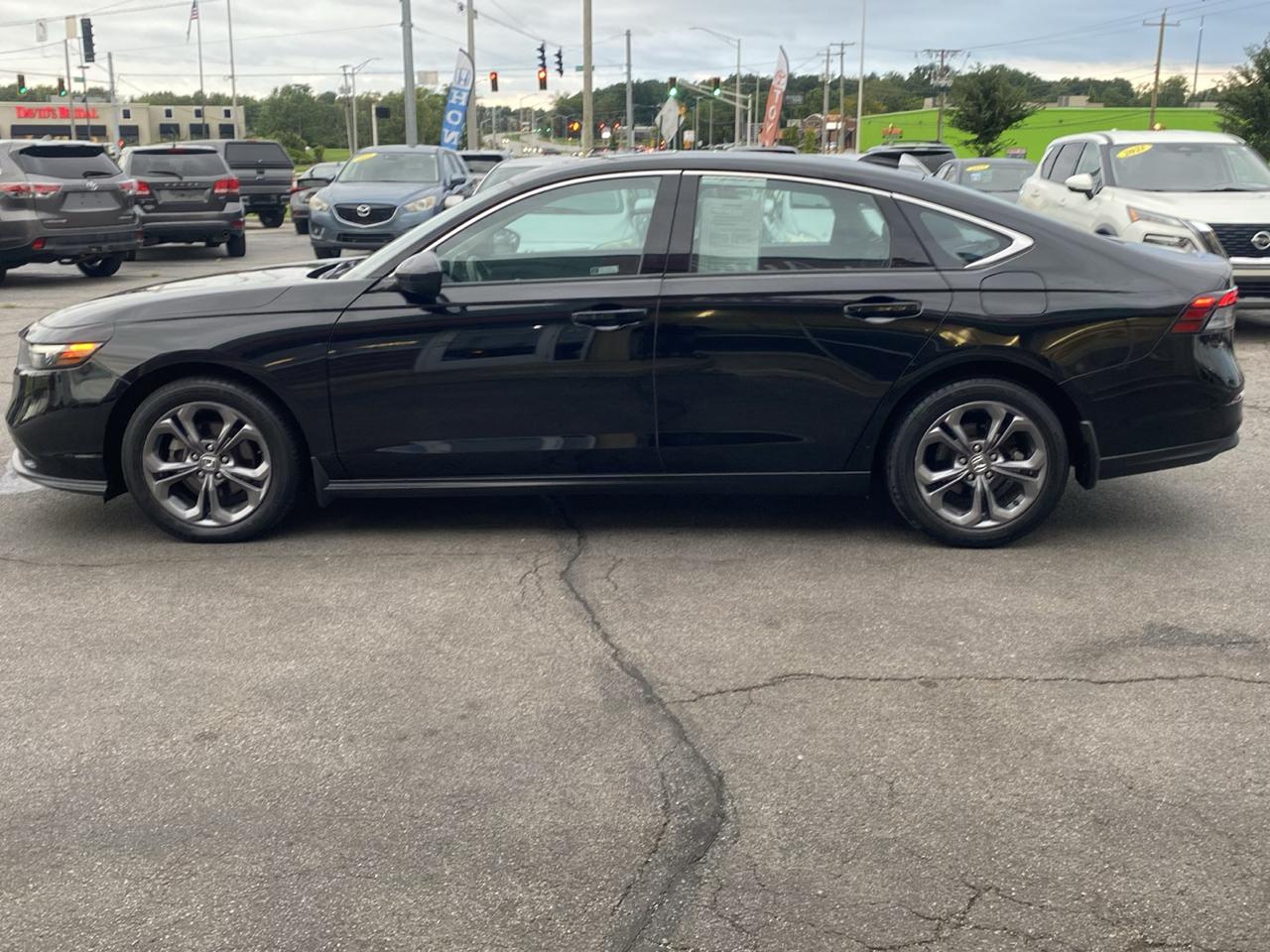Honda Accord Sedan EX CVT 2023