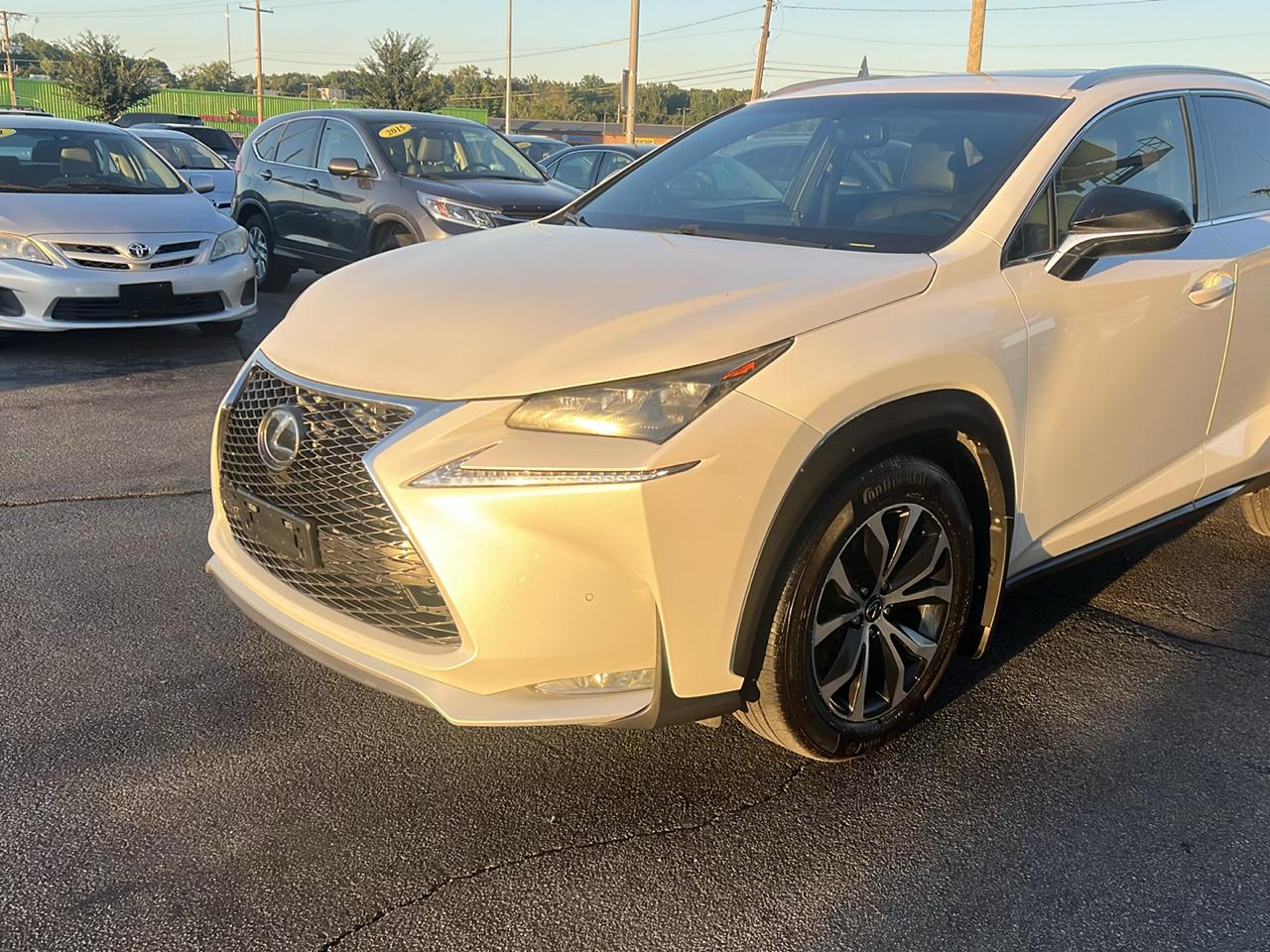 Lexus NX 200t AWD 4dr 2015