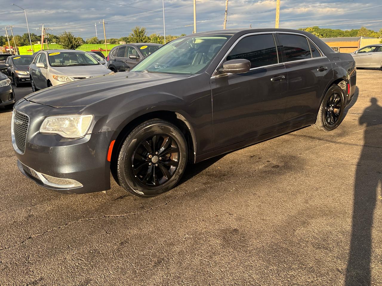 Chrysler 300 4dr Sdn Limited RWD 2015