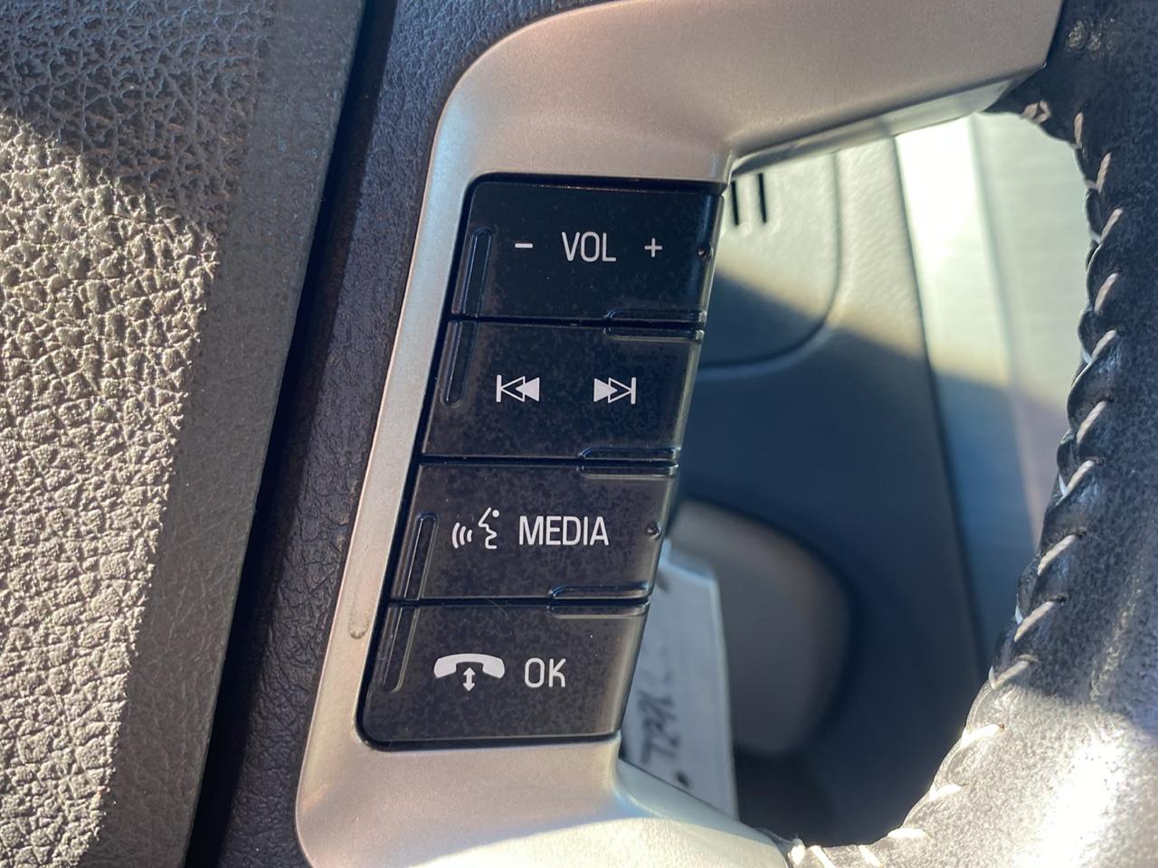 Ford Fusion 4dr Sdn SE FWD 2011