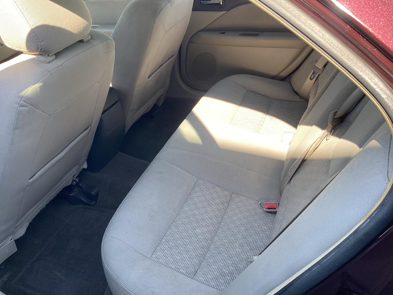 Ford Fusion 4dr Sdn SE FWD 2011
