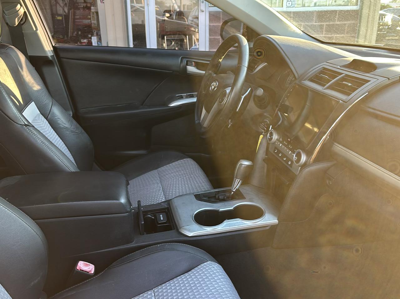 Toyota Camry 4dr Sdn I4 Auto SE Sport Limited Edition (Natl) 2012