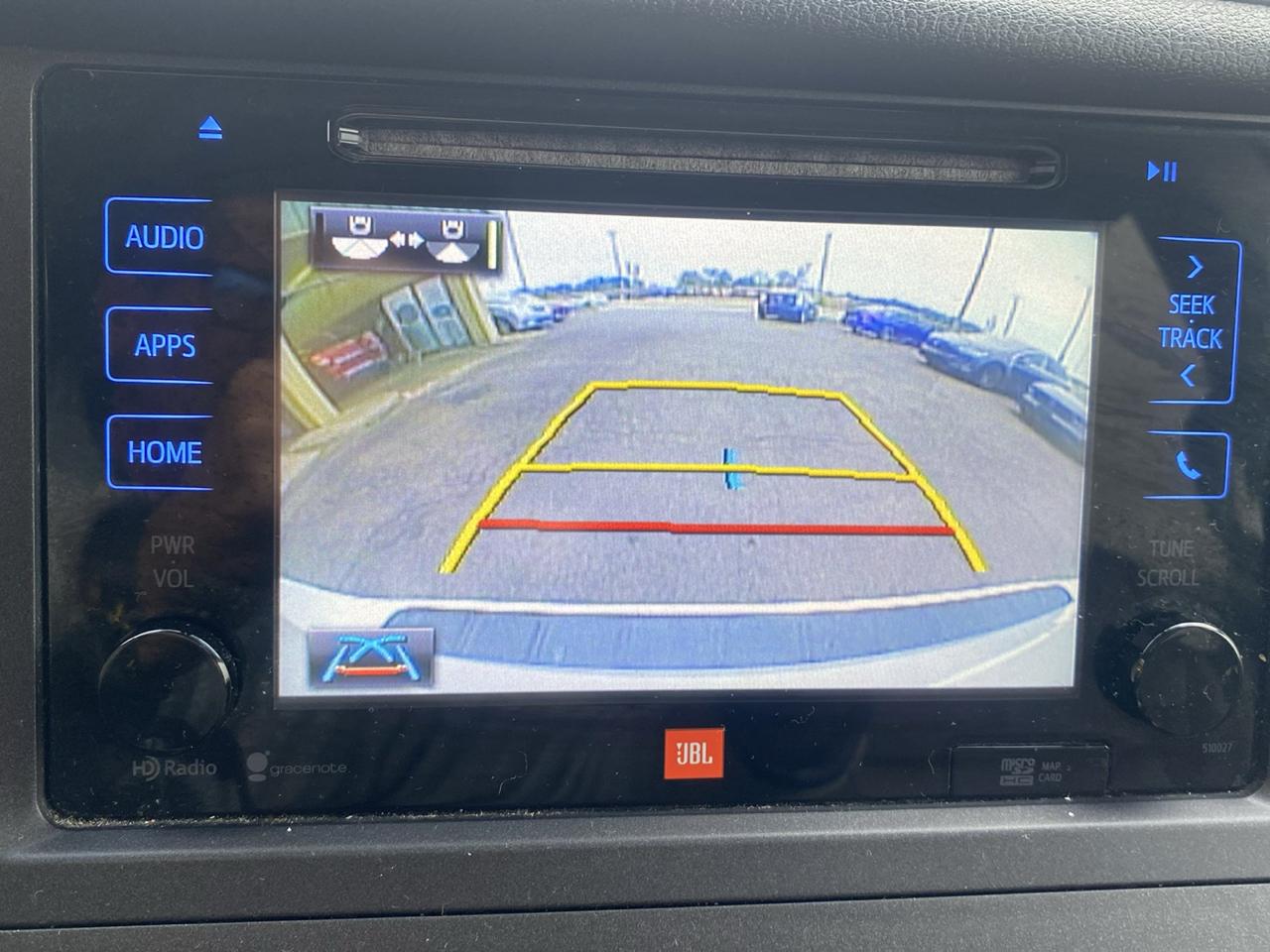 Toyota Sienna 5dr 7-Pass Van XLE Premium AWD (Natl) 2015