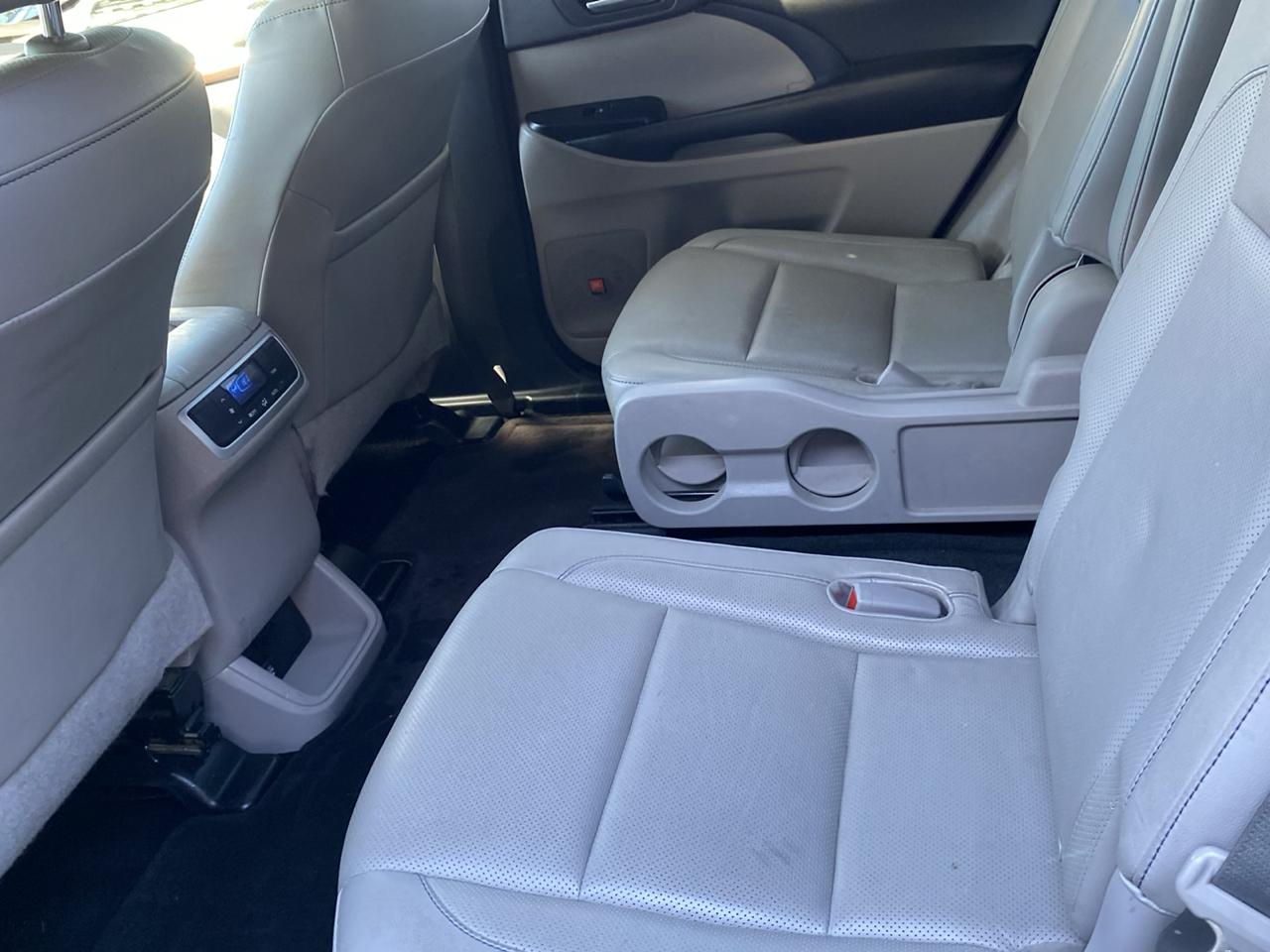 Toyota Highlander AWD 4dr V6 Limited (Natl) 2014