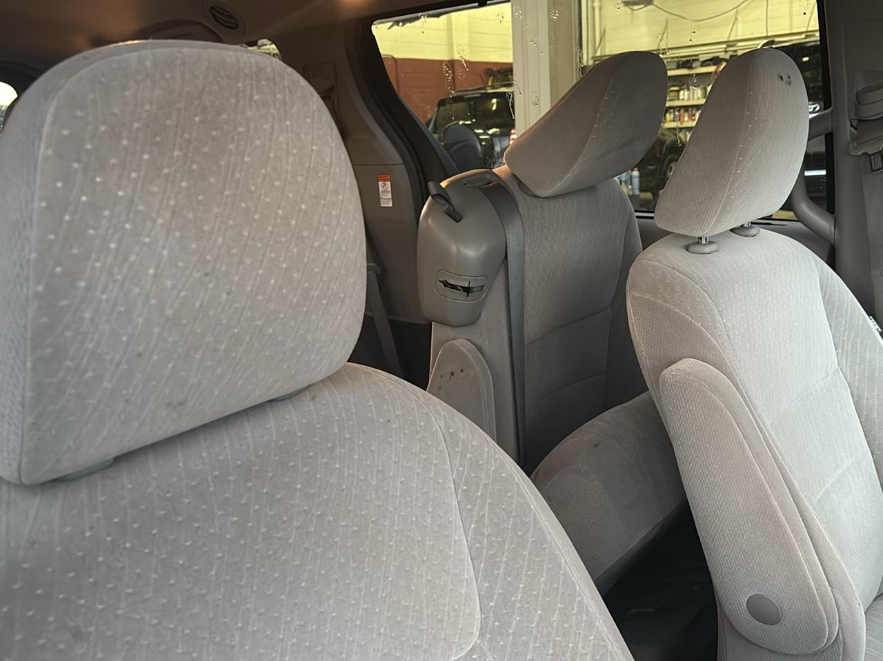 Toyota Sienna LE FWD 8-Passenger (Natl) 2017