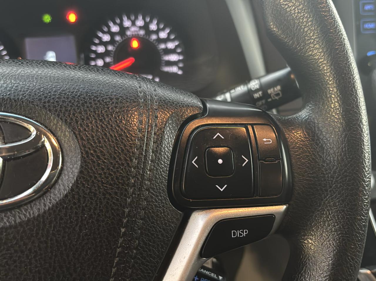 Toyota Sienna LE FWD 8-Passenger (Natl) 2017