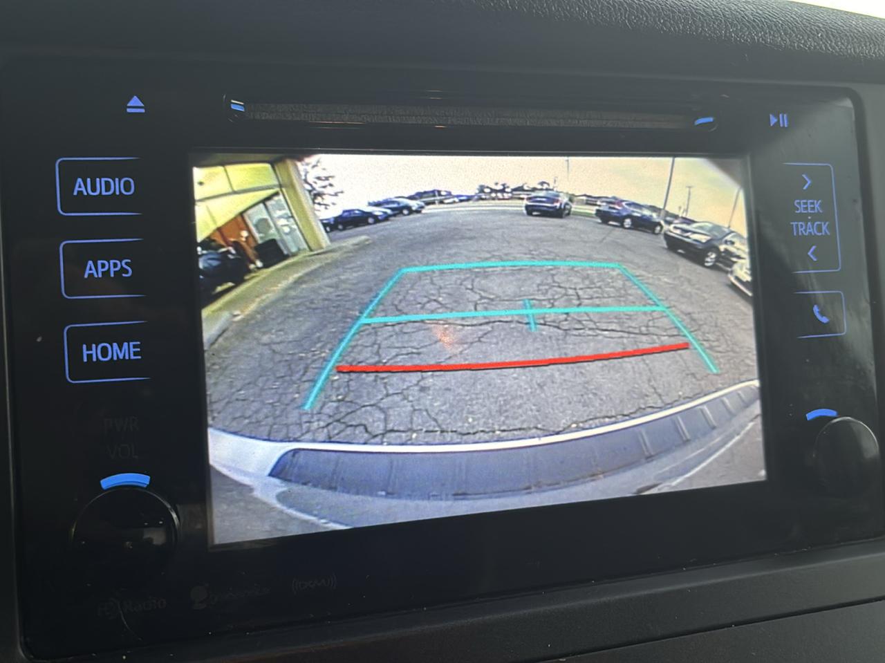 Toyota Sienna LE FWD 8-Passenger (Natl) 2017