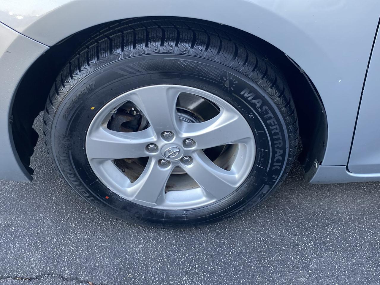 Toyota Sienna 5dr 8-Pass Van V6 LE FWD (Natl) 2014