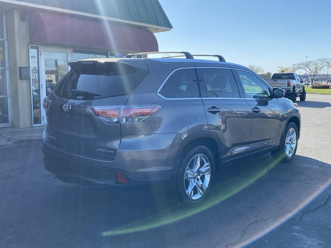 Toyota Highlander AWD 4dr V6 Limited (Natl) 2015