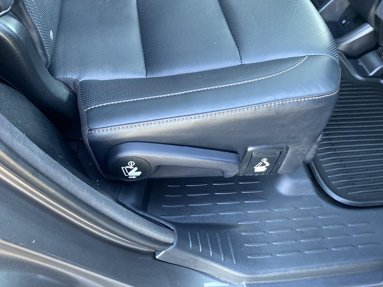 Toyota Highlander AWD 4dr V6 Limited (Natl) 2015