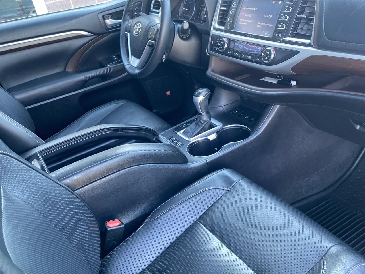 Toyota Highlander AWD 4dr V6 Limited (Natl) 2015