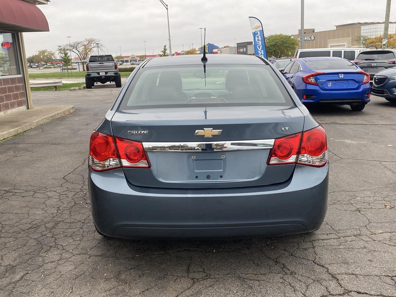 Chevrolet Cruze 4dr Sdn LT w/2LT 2012
