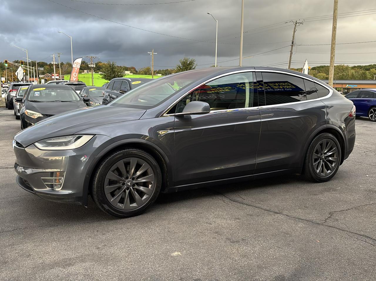 Tesla Model X AWD 4dr 90D 2016