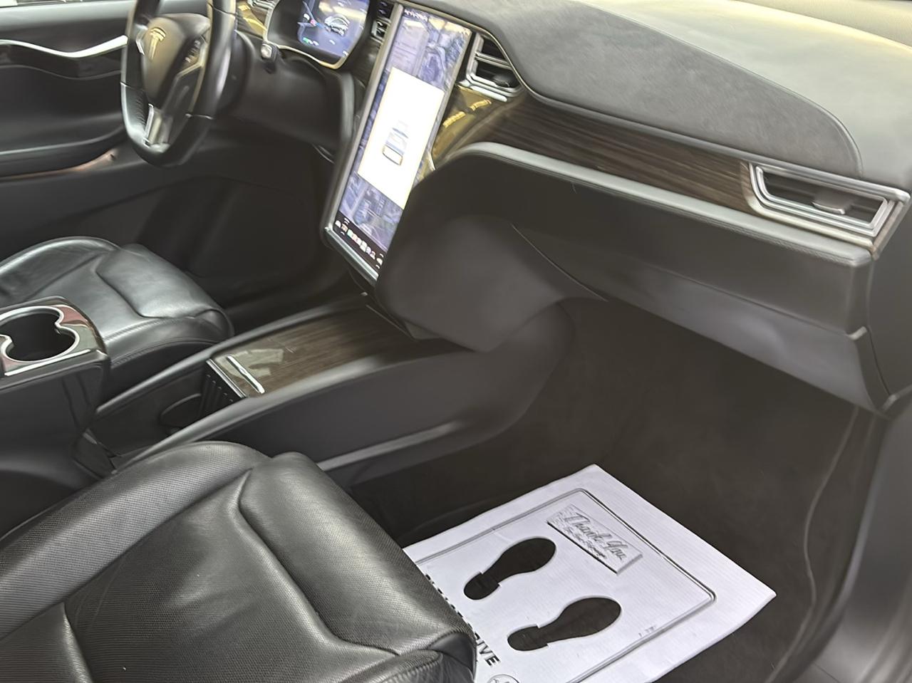 Tesla Model X AWD 4dr 90D 2016