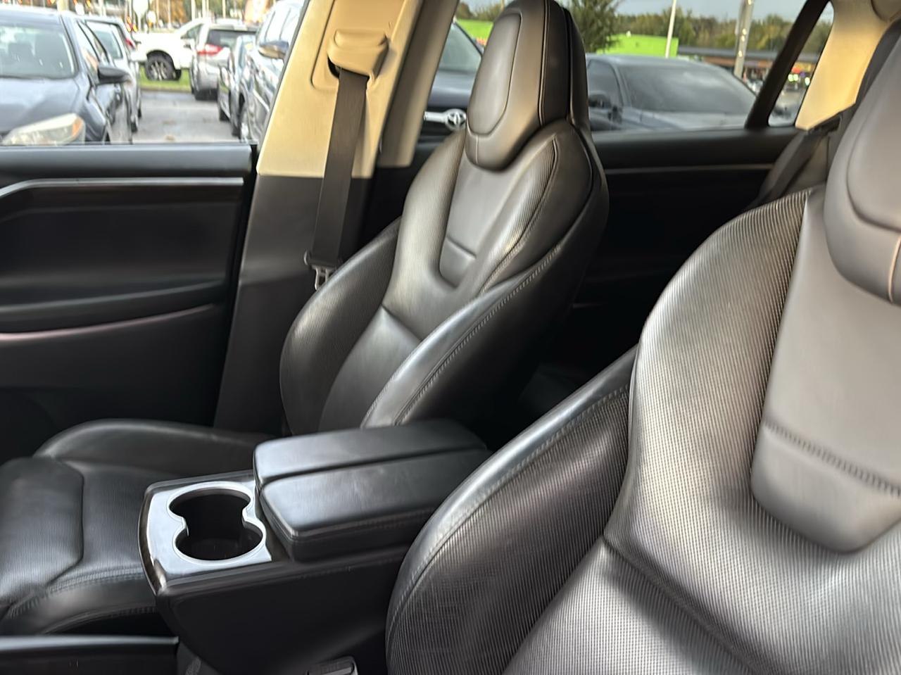 Tesla Model X AWD 4dr 90D 2016