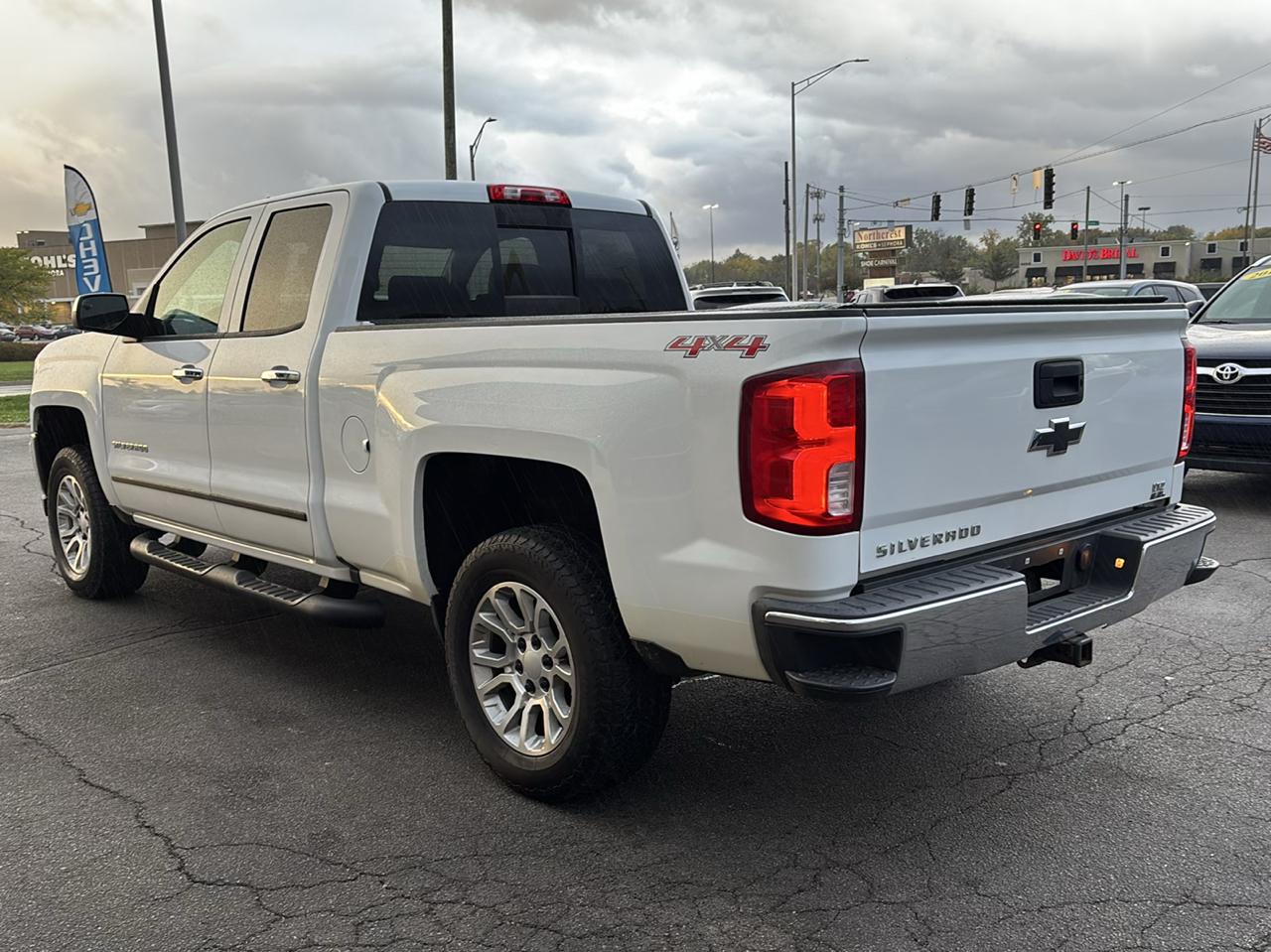 Chevrolet Silverado 1500 4WD Double Cab 143.5" LTZ w/1LZ 2017