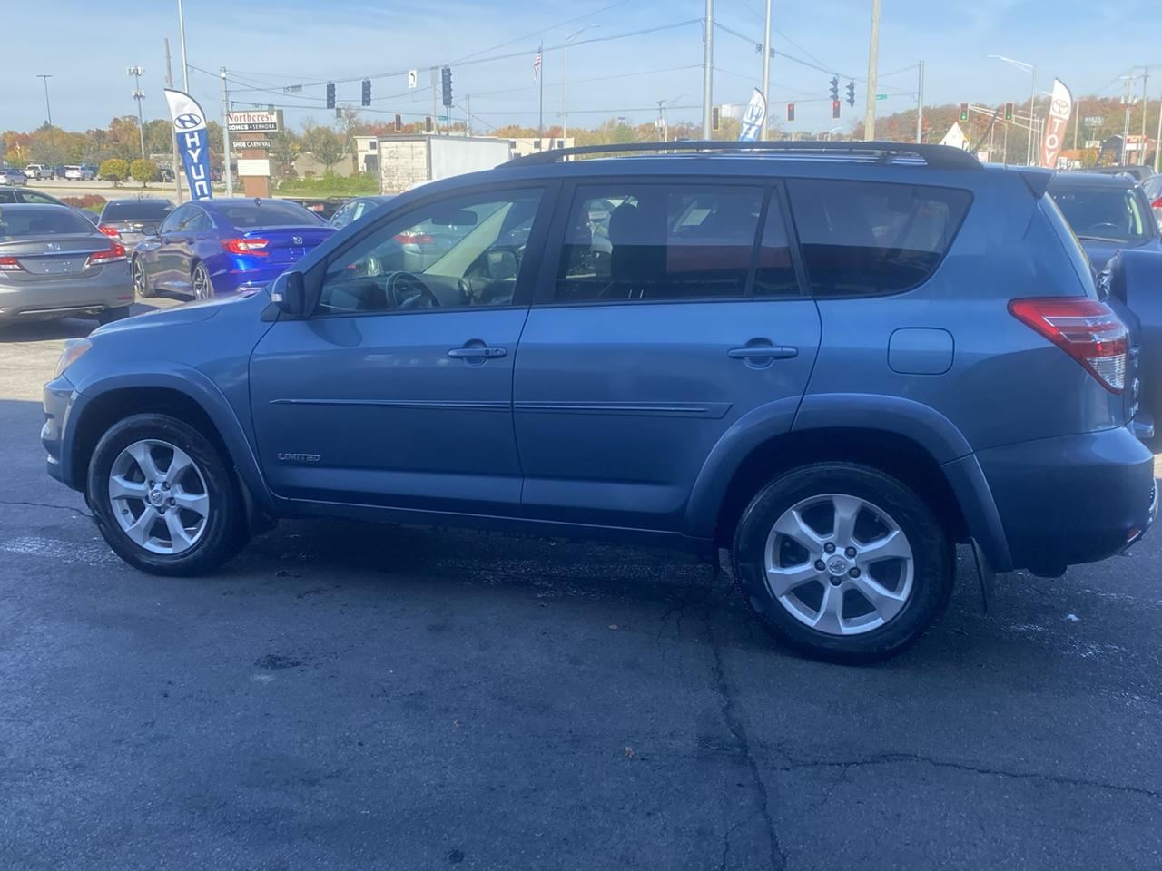 Toyota RAV4 4WD 4dr V6 Limited (Natl) 2012