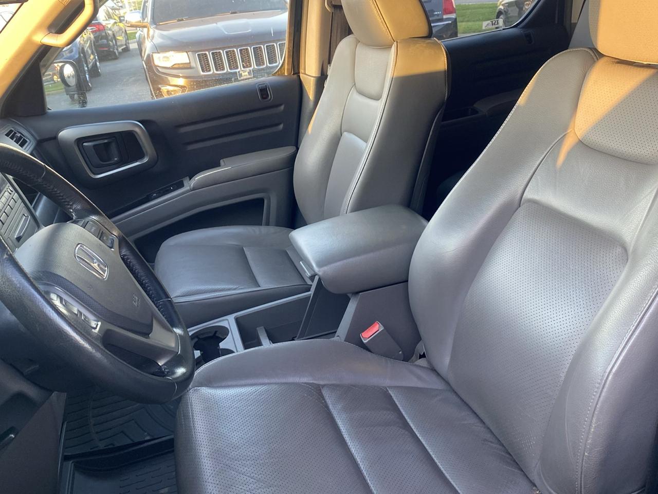 Honda Ridgeline 4WD Crew Cab RTL 2011