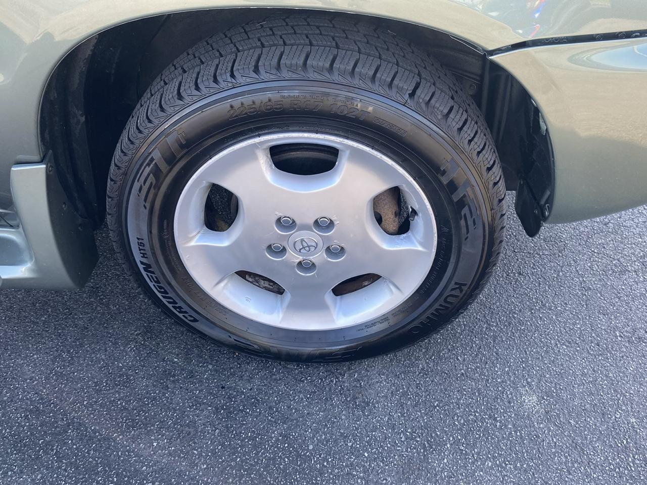 Toyota Highlander 4dr V6 4WD Limited w/3rd Row (Natl) 2006