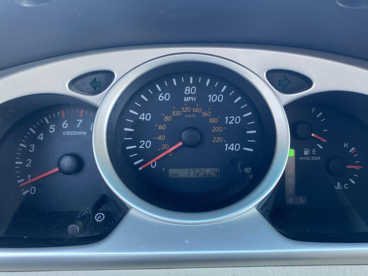 Toyota Highlander 4dr V6 4WD Limited w/3rd Row (Natl) 2006