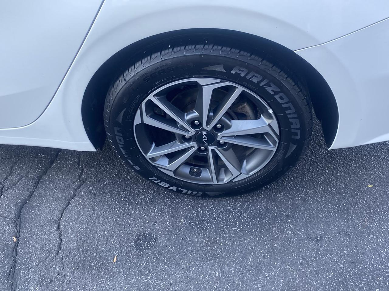 Kia Forte LXS IVT 2024
