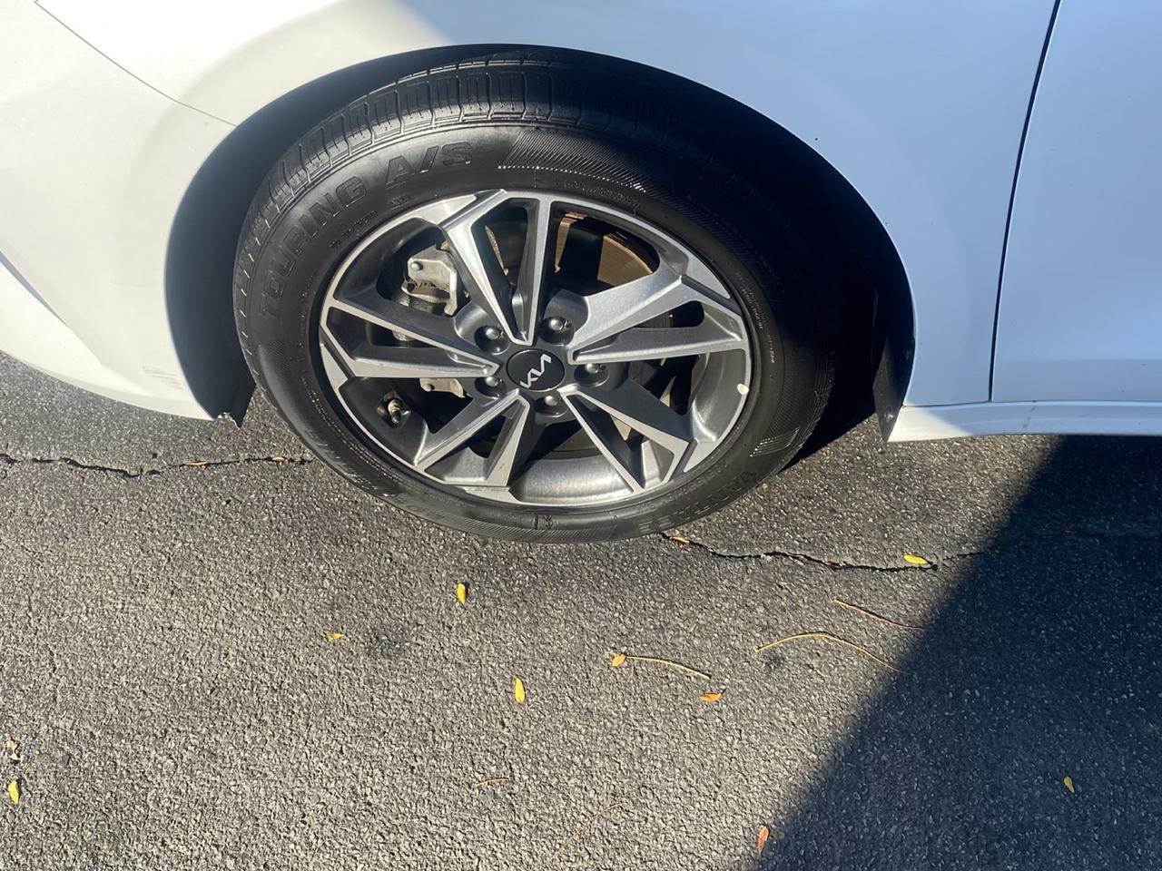 Kia Forte LXS IVT 2024