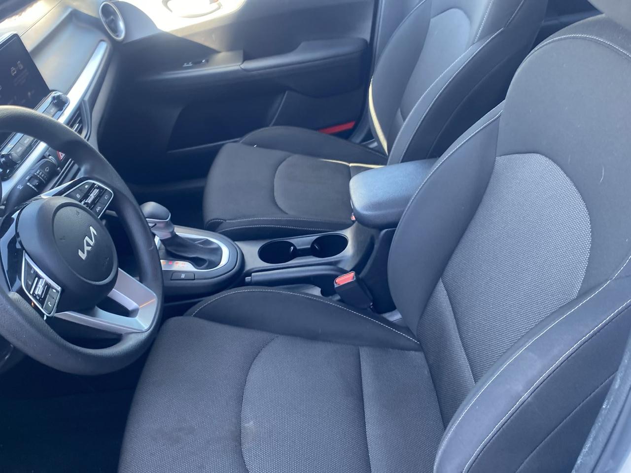 Kia Forte LXS IVT 2024