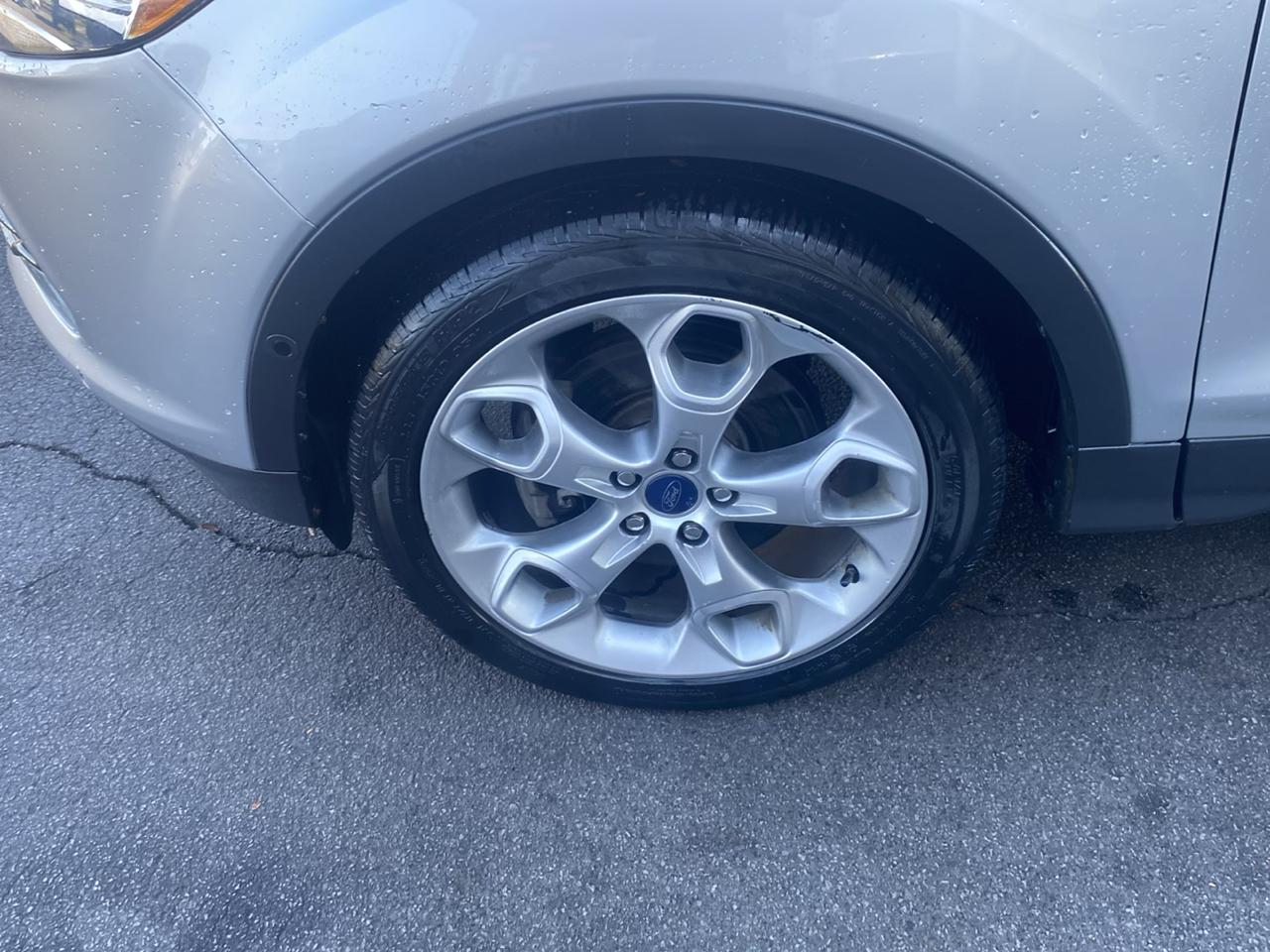 Ford Escape 4WD 4dr Titanium 2015